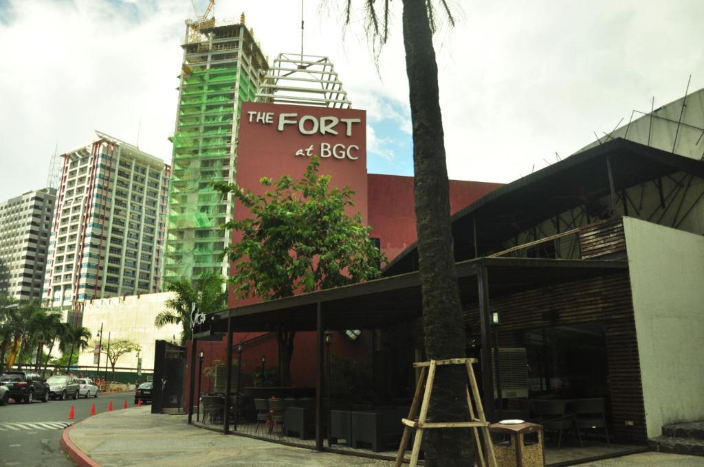 Our Awesome Hostel- Manila San Pedro Makati Exterior foto